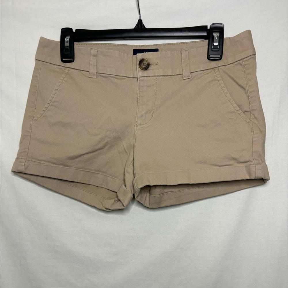 American Eagle Outfitters khaki shorts